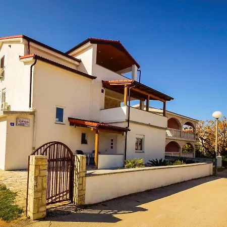 Matanovi Dvori-2 By Interhome