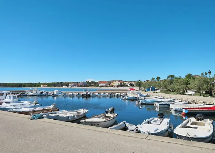 Matanovi Dvori-2 By Interhome *