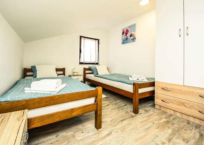 Matanovi Dvori-2 By Interhome *